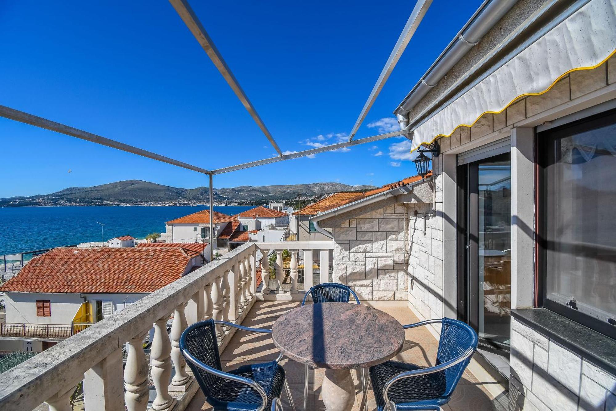Apartments Anna Trogir Zewnętrze zdjęcie