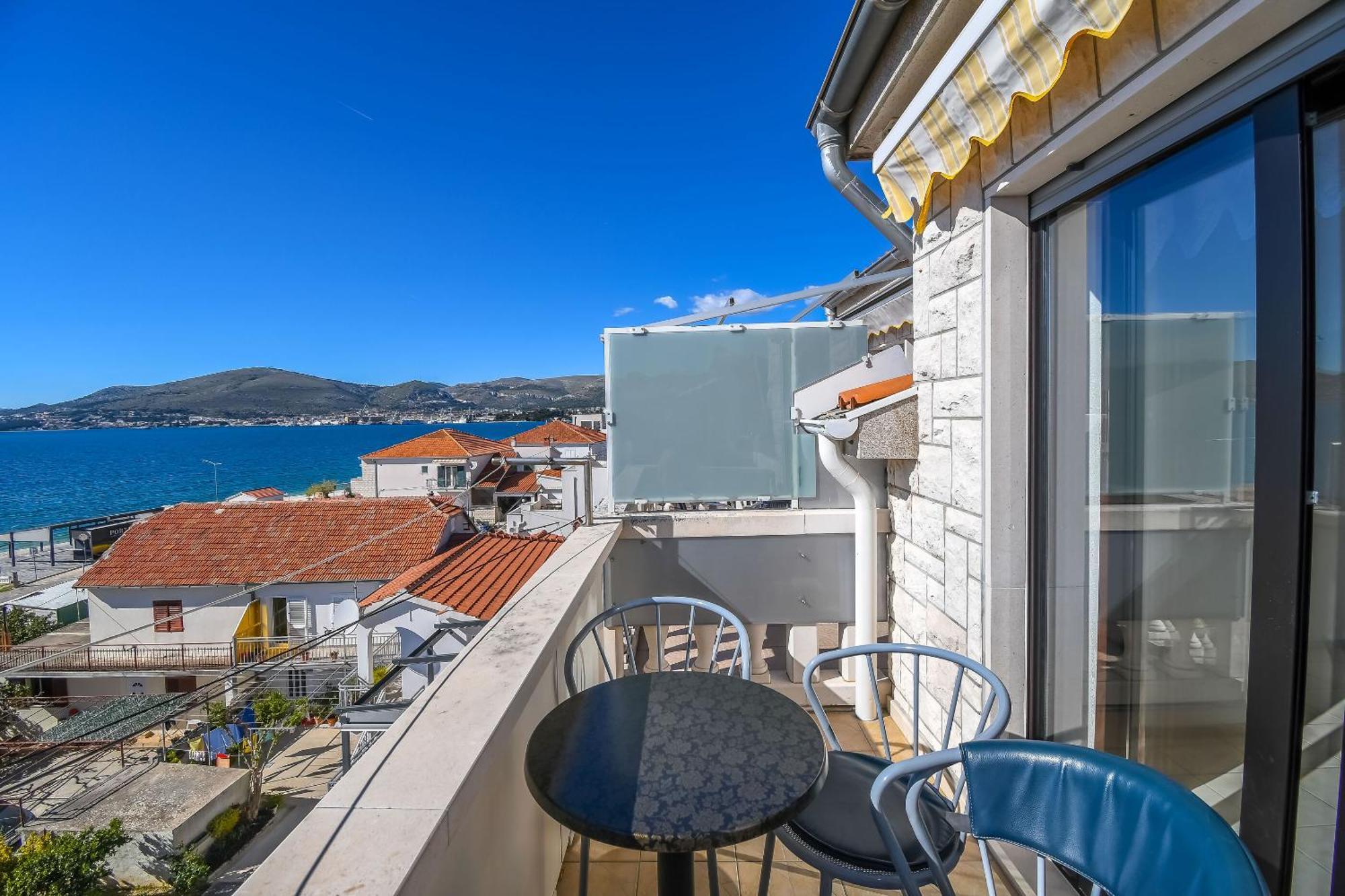 Apartments Anna Trogir Zewnętrze zdjęcie