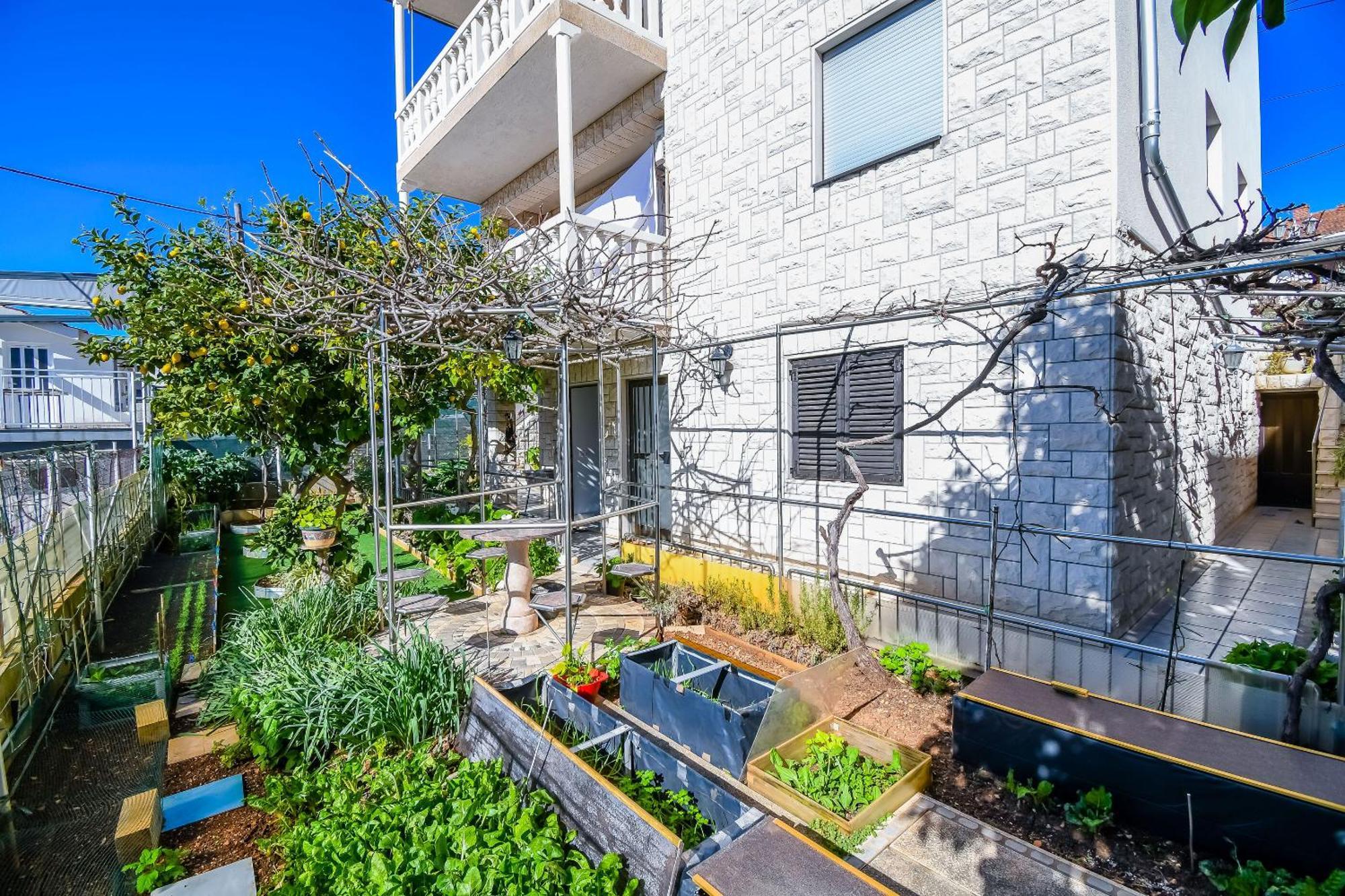 Apartments Anna Trogir Zewnętrze zdjęcie
